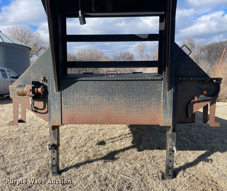 image for item DM2691 2010 Maxey tilt deck equipment trailer