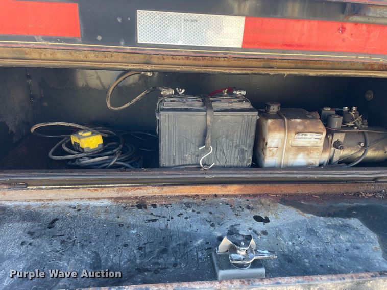 image for item DM2691 2010 Maxey tilt deck equipment trailer