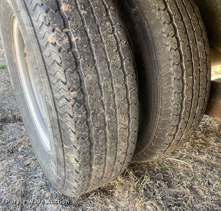 image for item DM2691 2010 Maxey tilt deck equipment trailer