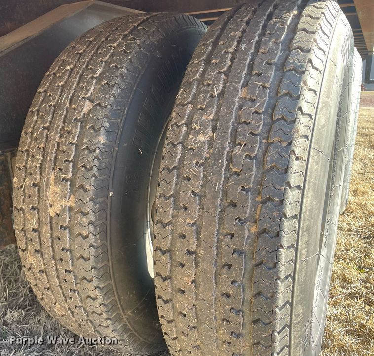 image for item DM2691 2010 Maxey tilt deck equipment trailer