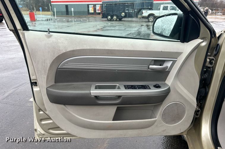 image for item DN0677 2010 Chrysler Sebring 