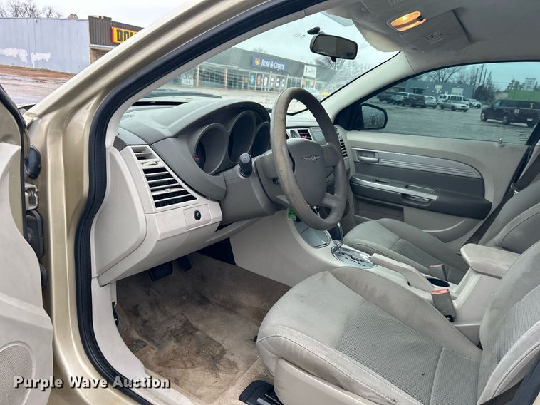 image for item DN0677 2010 Chrysler Sebring 