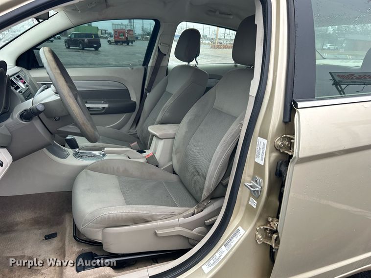 image for item DN0677 2010 Chrysler Sebring 