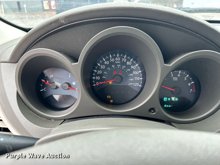 image for item DN0677 2010 Chrysler Sebring 