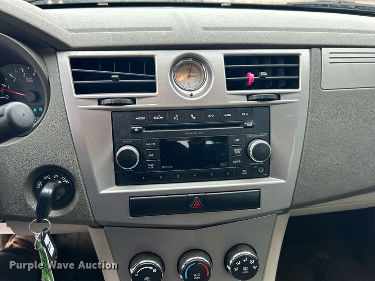 image for item DN0677 2010 Chrysler Sebring 