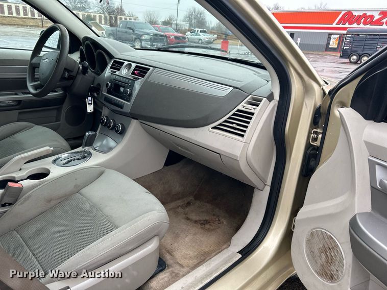 image for item DN0677 2010 Chrysler Sebring 