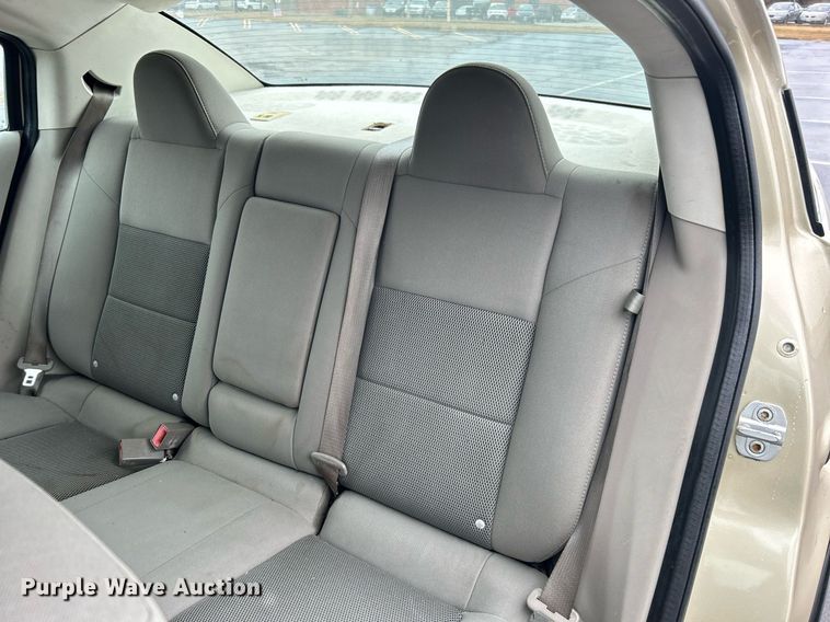 image for item DN0677 2010 Chrysler Sebring 