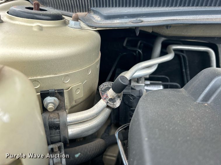 image for item DN0677 2010 Chrysler Sebring 