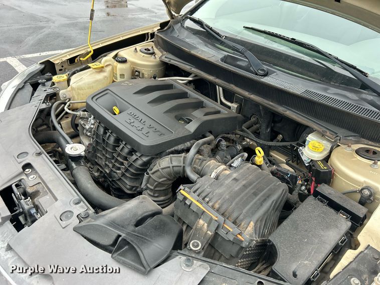 image for item DN0677 2010 Chrysler Sebring 