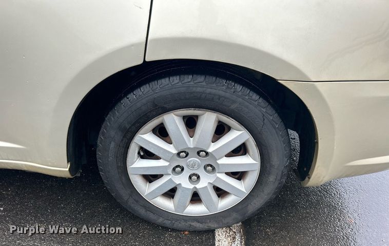 image for item DN0677 2010 Chrysler Sebring 