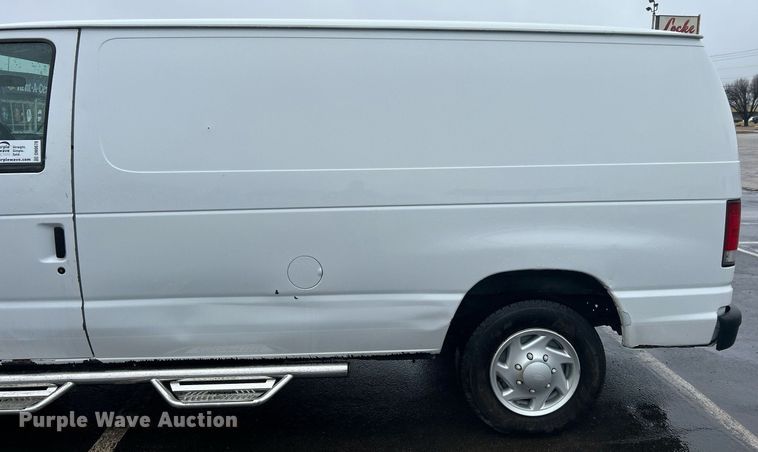 image for item DN0678 2014 Ford E150 van