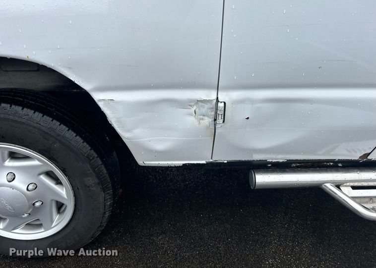 image for item DN0678 2014 Ford E150 van