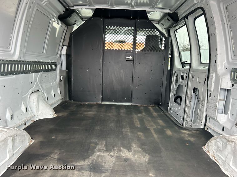 image for item DN0678 2014 Ford E150 van