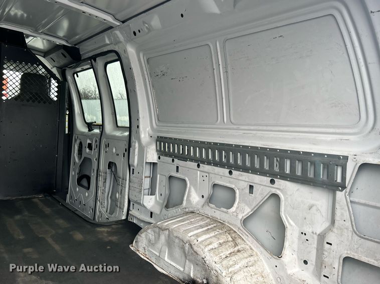 image for item DN0678 2014 Ford E150 van