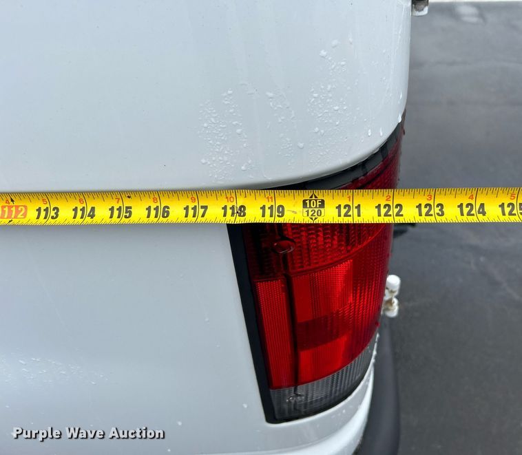 image for item DN0678 2014 Ford E150 van