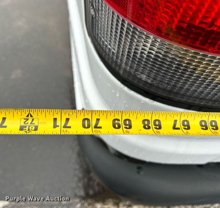 image for item DN0678 2014 Ford E150 van