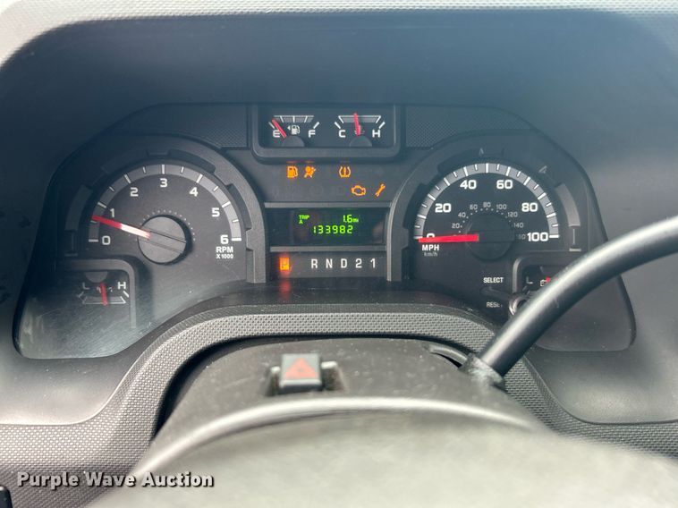 image for item DN0678 2014 Ford E150 van