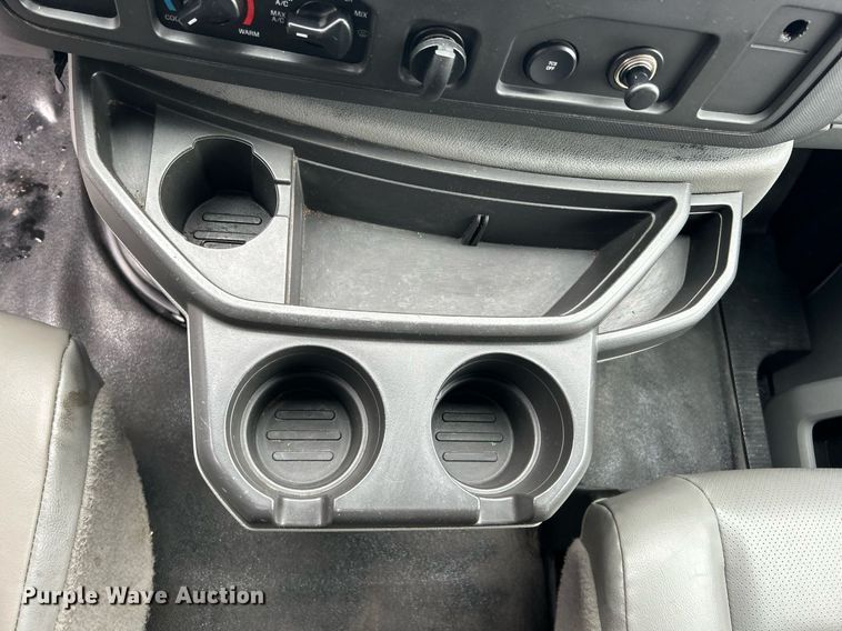 image for item DN0678 2014 Ford E150 van