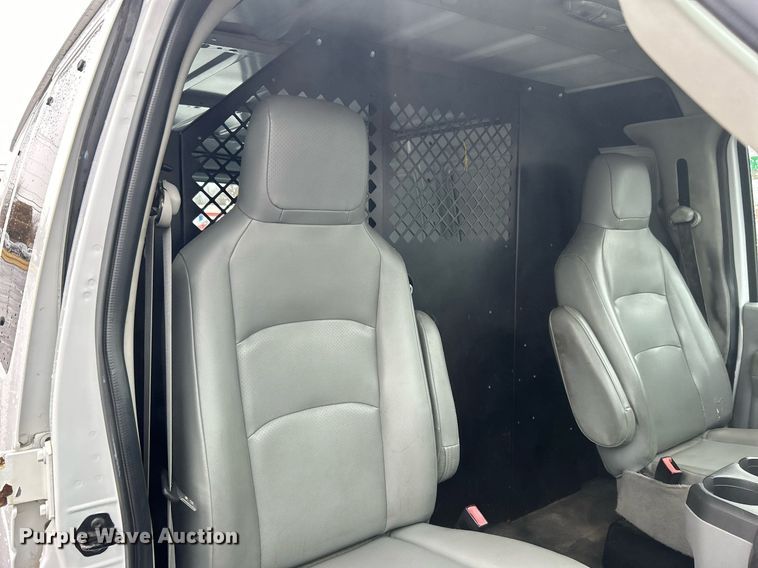 image for item DN0678 2014 Ford E150 van