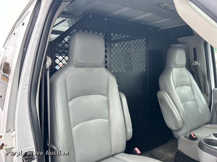 image for item DN0678 2014 Ford E150 van