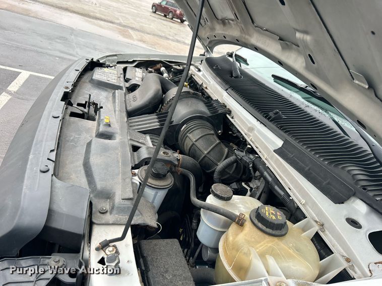 image for item DN0678 2014 Ford E150 van