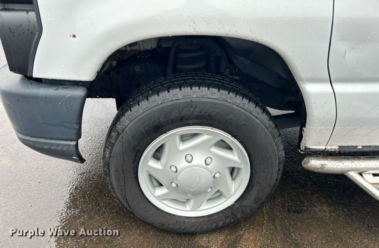 image for item DN0678 2014 Ford E150 van