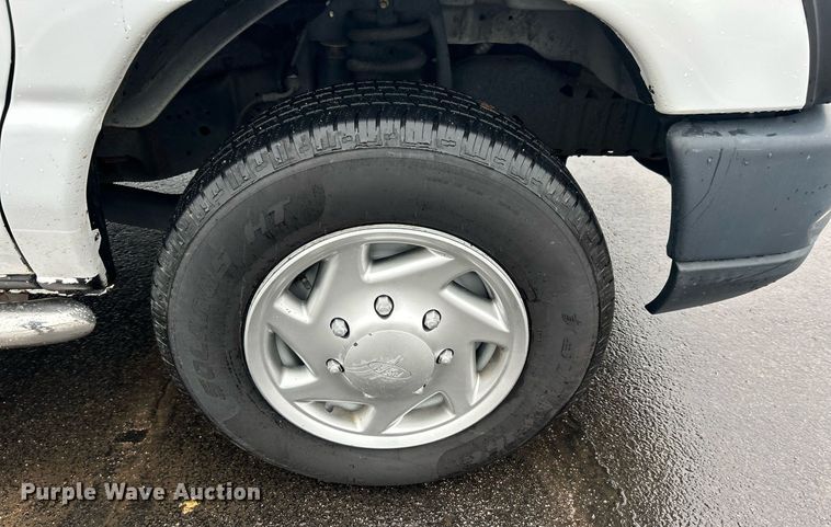 image for item DN0678 2014 Ford E150 van