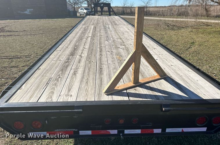 image for item DN0703 2022 Custom Built Gooseneck Trailers, Inc. Gooseneck Float TA 40' equipment trailer