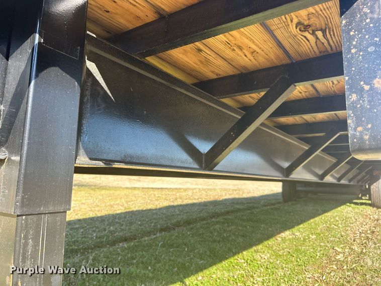 image for item DN0703 2022 Custom Built Gooseneck Trailers, Inc. Gooseneck Float TA 40' equipment trailer