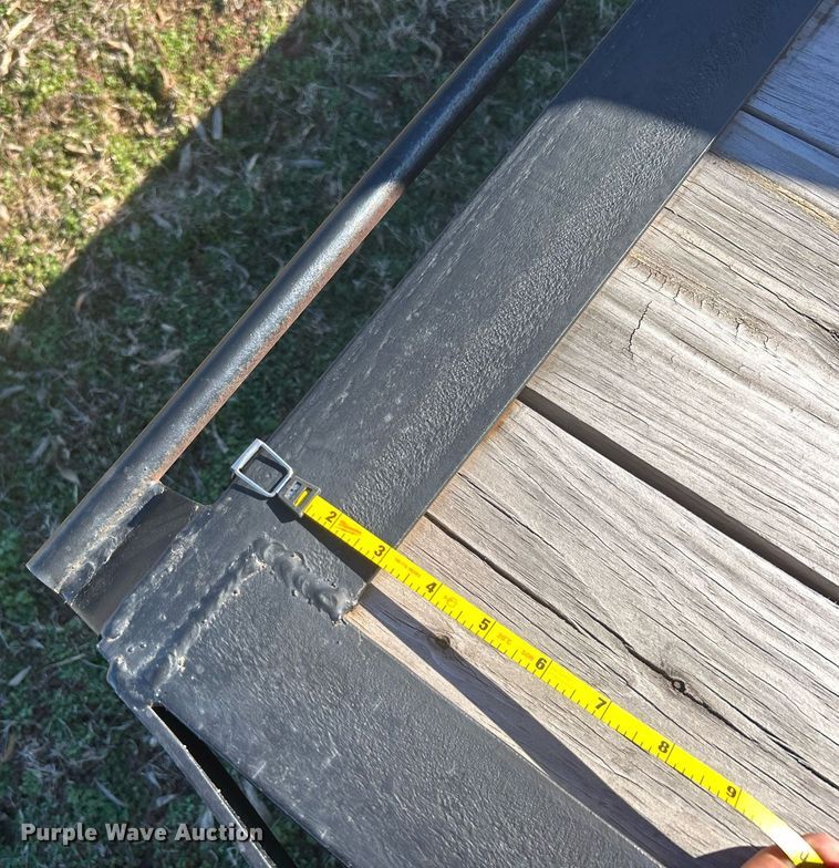 image for item DN0703 2022 Custom Built Gooseneck Trailers, Inc. Gooseneck Float TA 40' equipment trailer