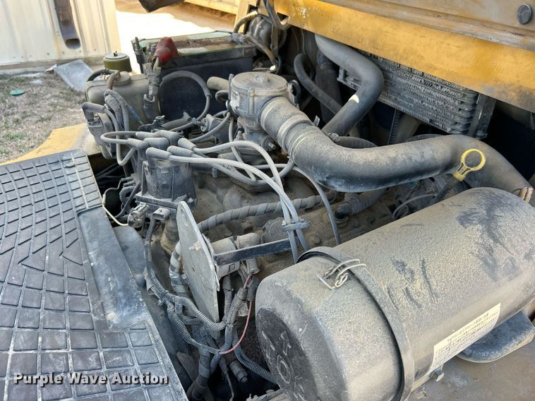 image for item DN0710 1999 Caterpillar  GC40K forklift