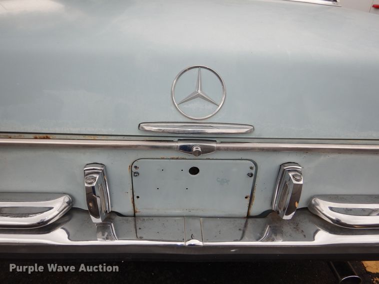 image for item DN8698 1968 Mercedes Benz 250S 