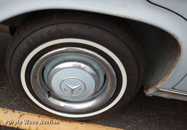 image for item DN8698 1968 Mercedes Benz 250S 