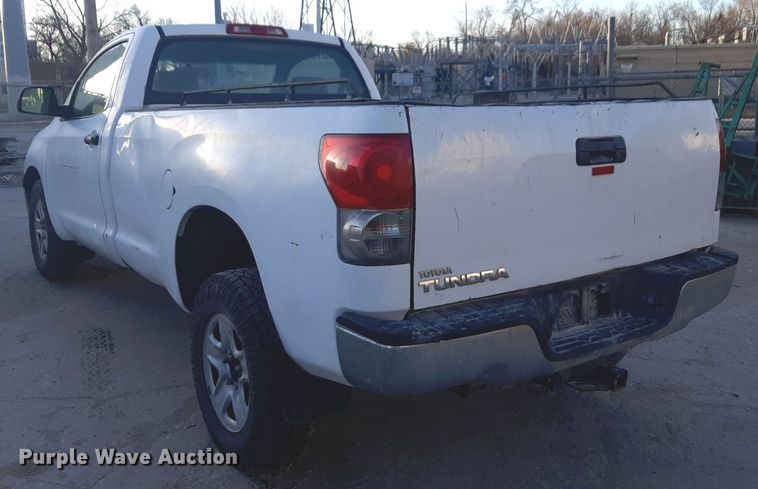 image for item DP2624 2008 Toyota Tundra pickup truck