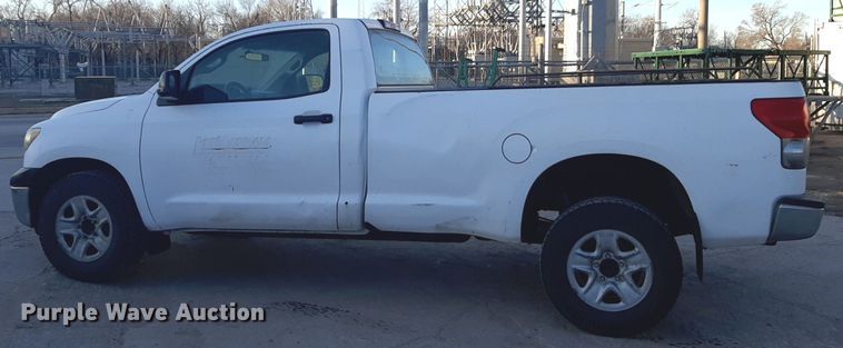 image for item DP2624 2008 Toyota Tundra pickup truck