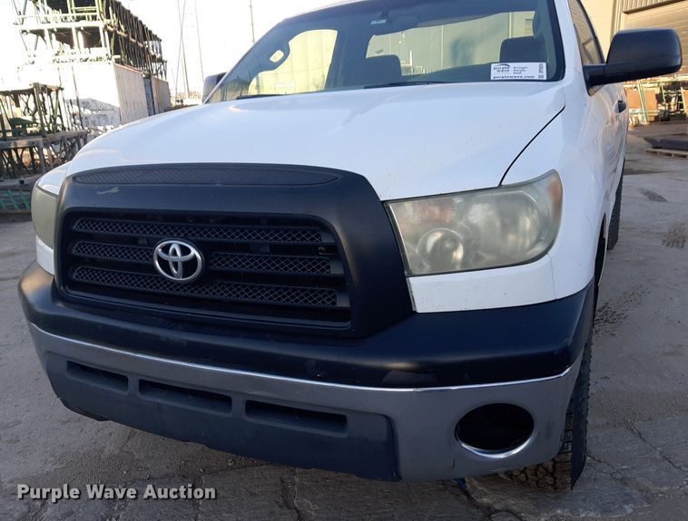 image for item DP2624 2008 Toyota Tundra pickup truck