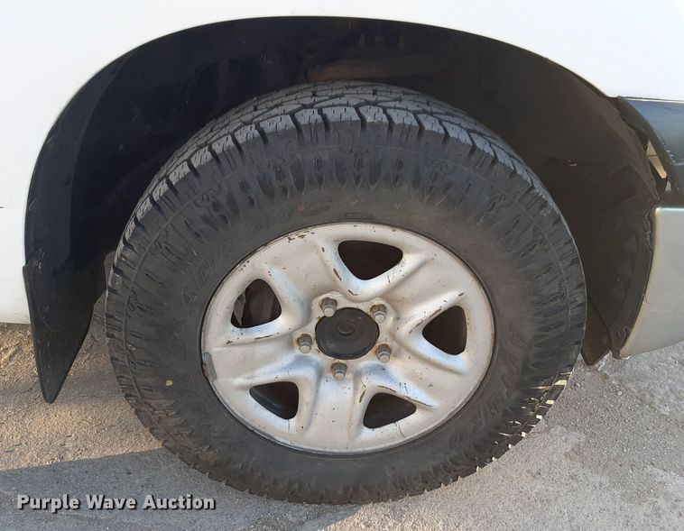 image for item DP2624 2008 Toyota Tundra pickup truck