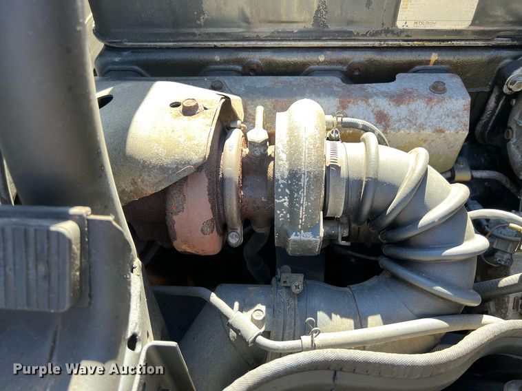 image for item DQ2367 1995 Mitsubishi  FUSO FE439 flatbed truck