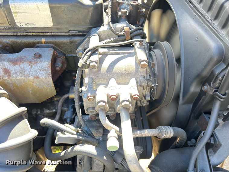 image for item DQ2367 1995 Mitsubishi  FUSO FE439 flatbed truck