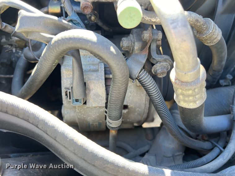 image for item DQ2367 1995 Mitsubishi  FUSO FE439 flatbed truck