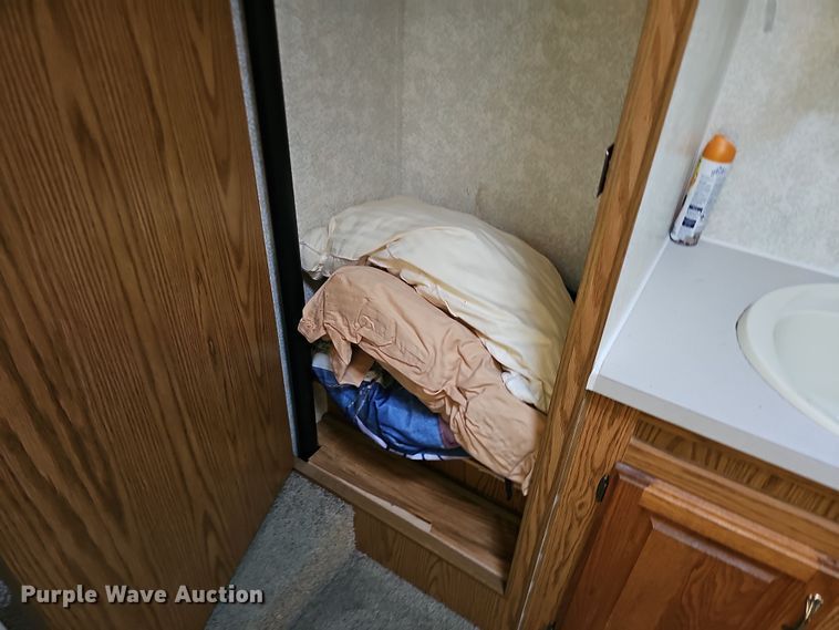 image for item DQ8547 1996 Jayco 3430RK camper