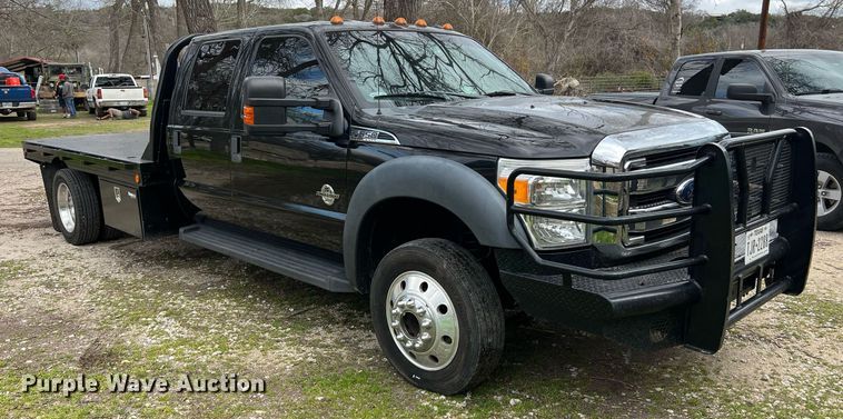 image for item DS2878 2016 Ford F550 Super Duty XLT Crew Cab flatbed truck