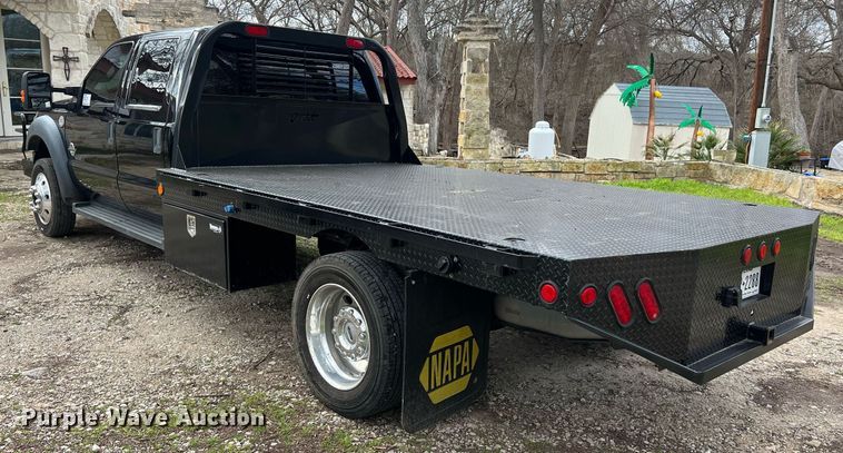 image for item DS2878 2016 Ford F550 Super Duty XLT Crew Cab flatbed truck