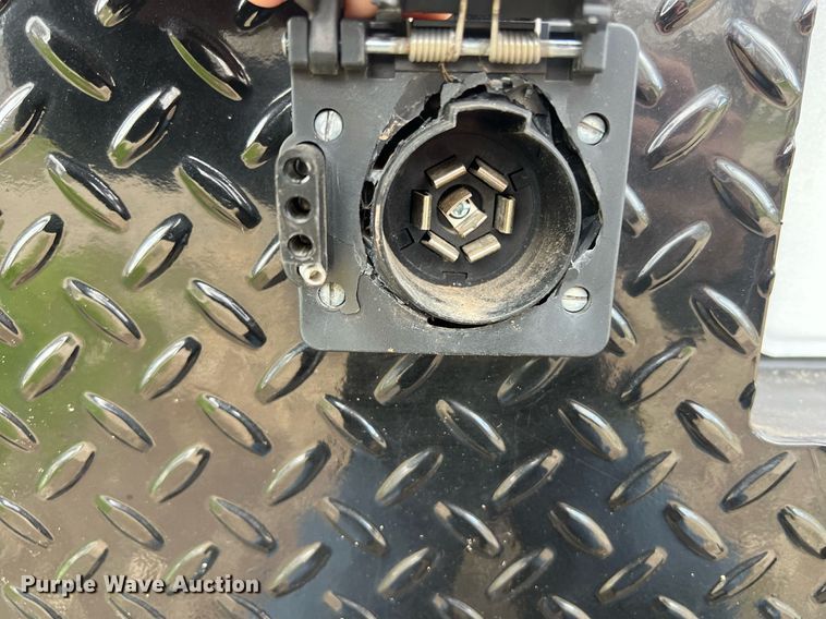 image for item DS2878 2016 Ford F550 Super Duty XLT Crew Cab flatbed truck