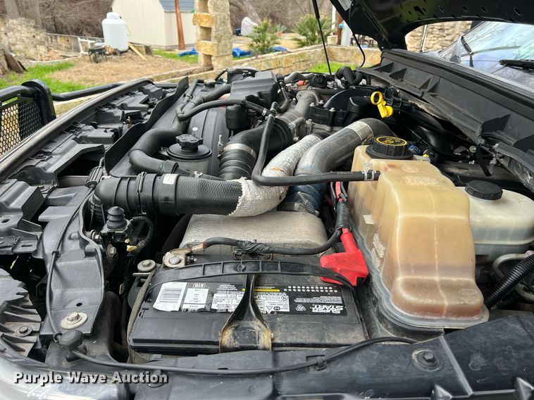 image for item DS2878 2016 Ford F550 Super Duty XLT Crew Cab flatbed truck