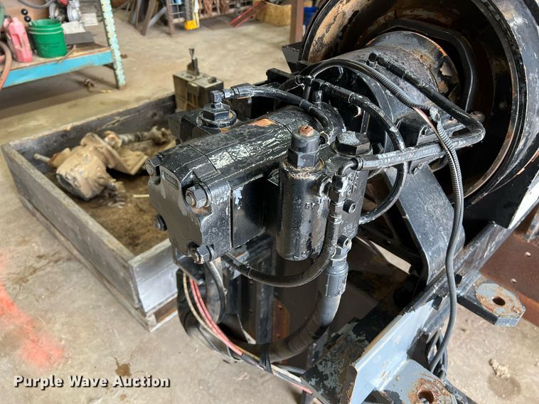 image for item DS2897 Tulsa winch