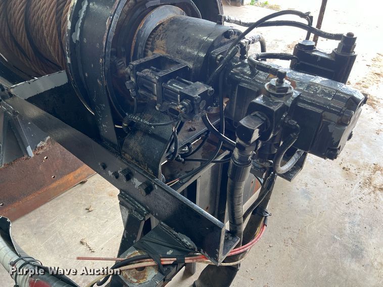 image for item DS2897 Tulsa winch