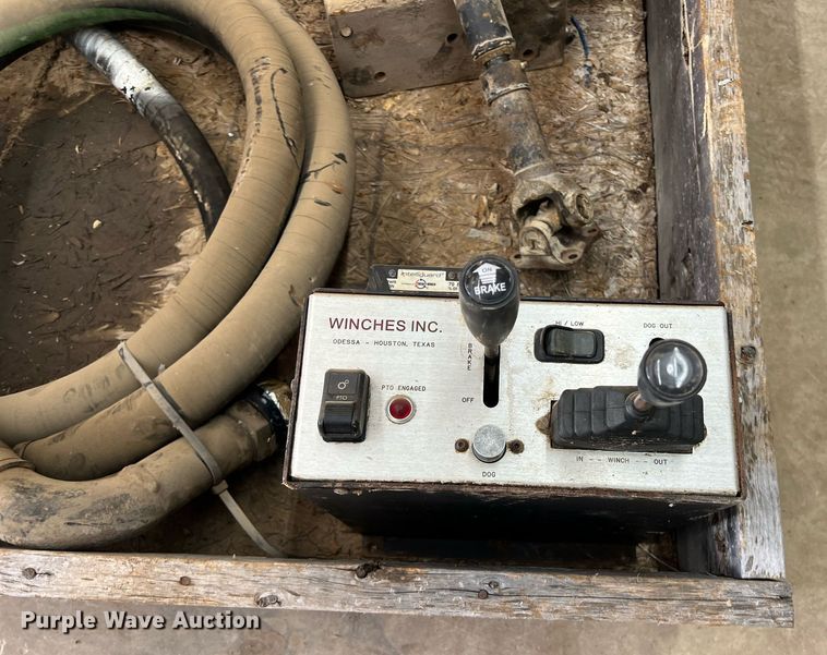 image for item DS2897 Tulsa winch