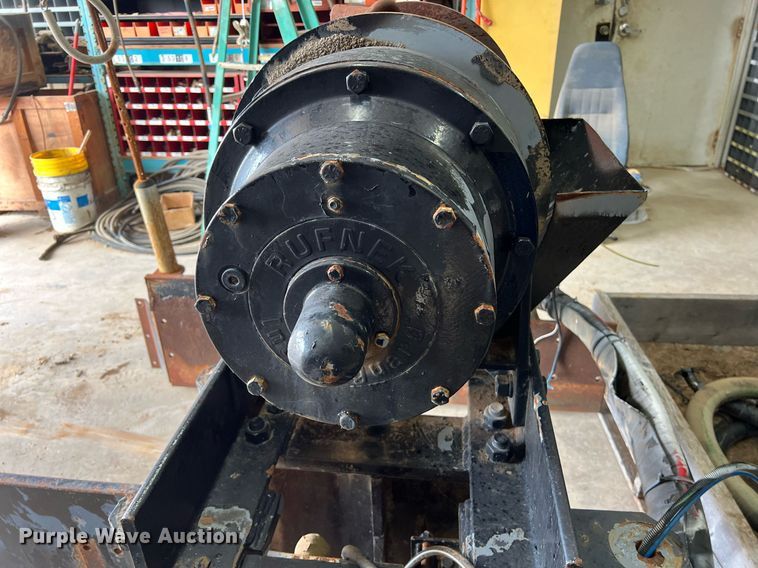 image for item DS2897 Tulsa winch