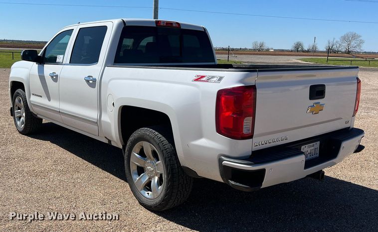 image for item DS2910 2017 Chevrolet Silverado 1500 Crew Cab pickup truck